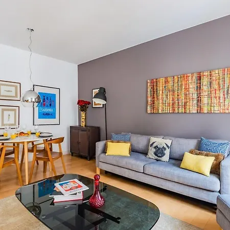 Apartment Mercy Ii, In The Heart Of Chiado Lisbon