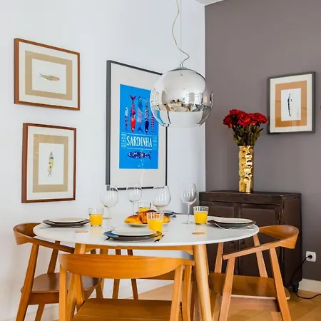 Apartment Mercy Ii, In The Heart Of Chiado *
